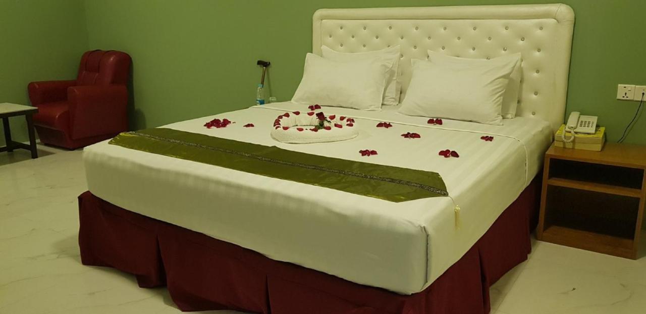 Supreme Hotel Rangoon Eksteriør billede